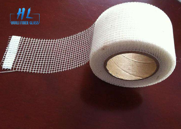 نوار چسب فایبر گلاس چسب مقاوم در برابر قلیایی C - نوع نخ شیشه ای 50 میلی متر عرض