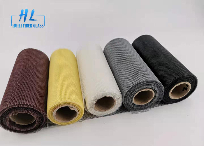33 Tex سیاه فیبرگلاس پشه میش رول در کارتن PVC پوشش ضد آتش صاف بافت 100m طول